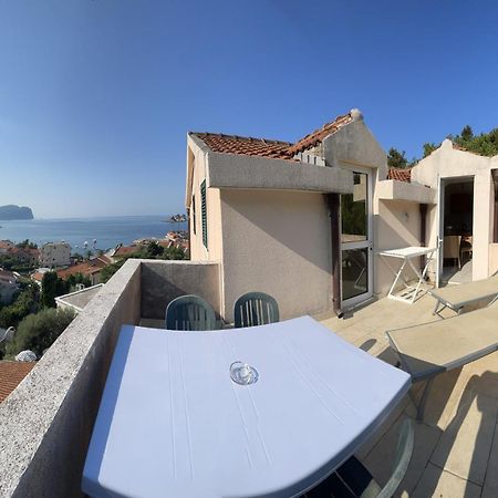 Apartments Mandarina Garden Petrovac Екстериор снимка