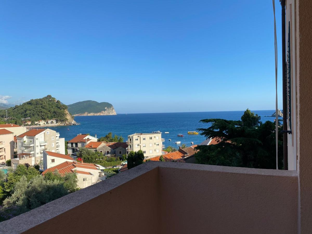 Apartments Mandarina Garden Petrovac Екстериор снимка