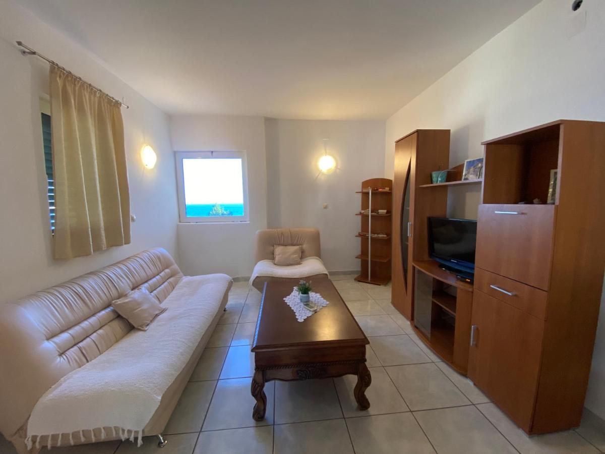 Apartments Mandarina Garden Petrovac Екстериор снимка