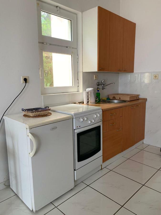 Apartments Mandarina Garden Petrovac Екстериор снимка
