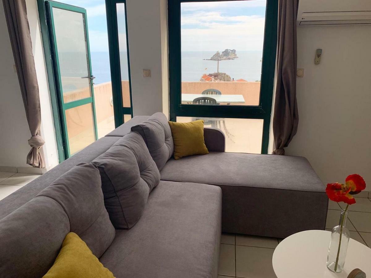 Apartments Mandarina Garden Petrovac Екстериор снимка